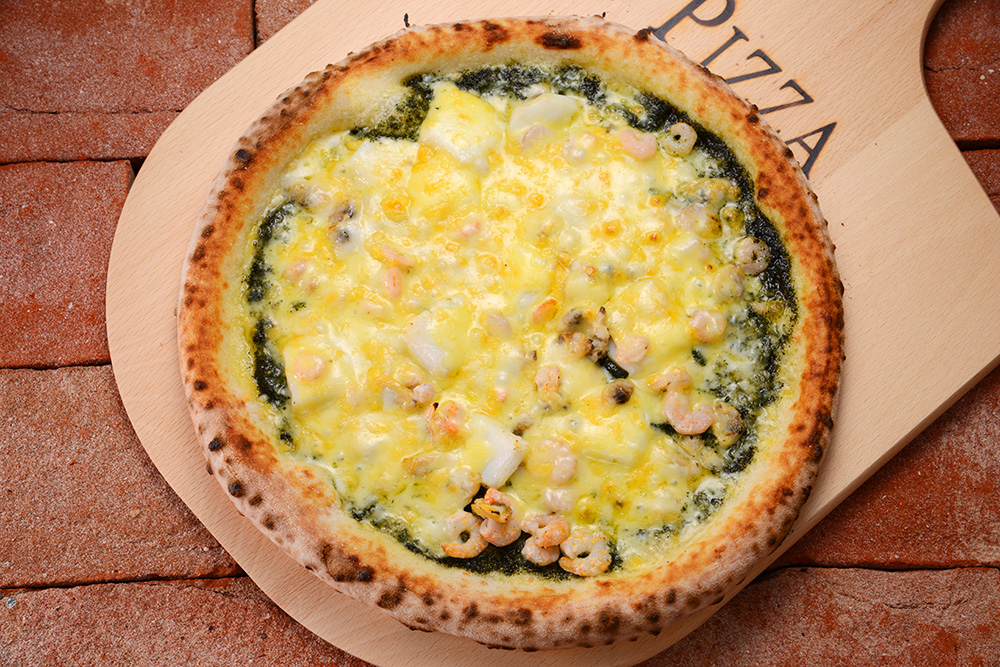 シーフードピザの写真